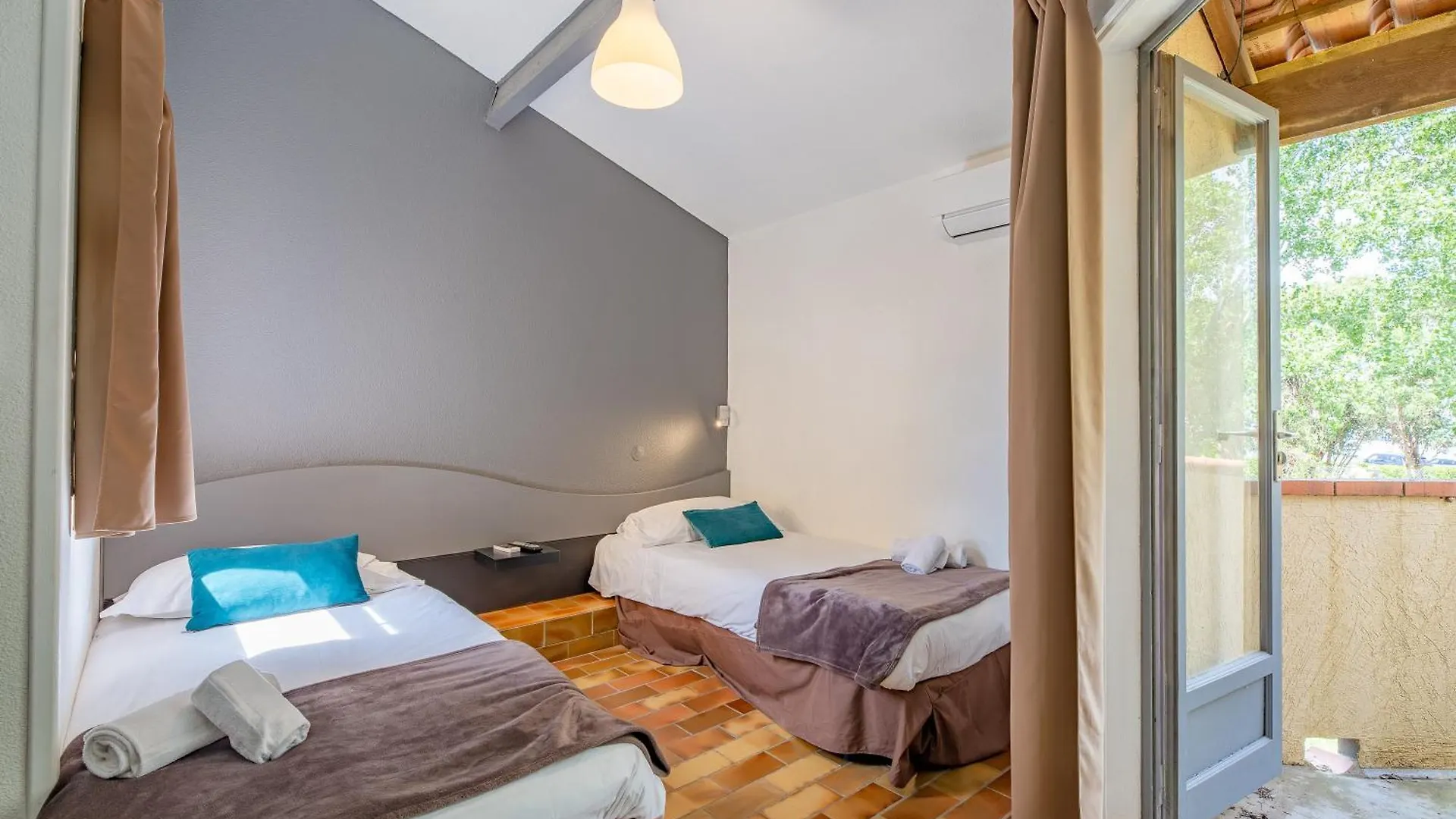 **  Marina Hotel Club Cogolin France