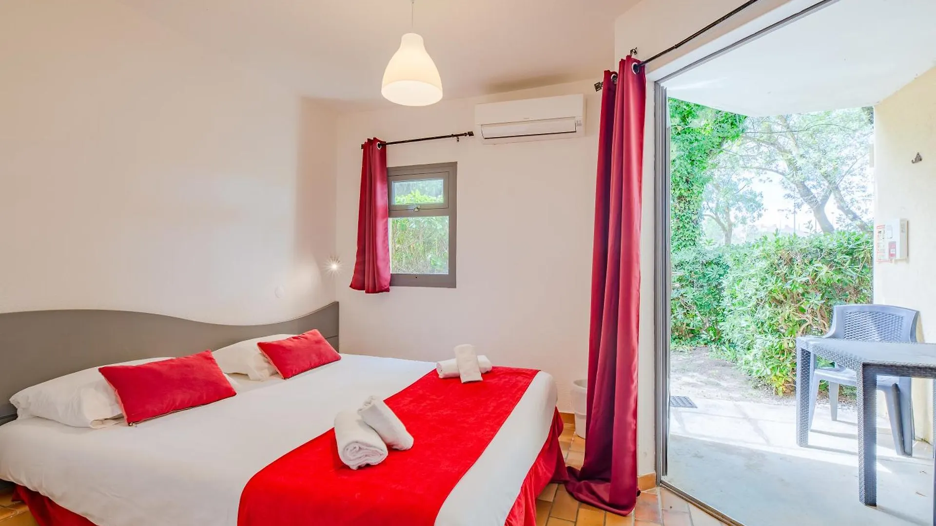 **  Marina Hotel Club Cogolin France